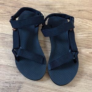 Cushionaire sandals